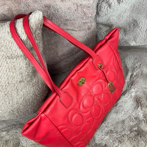 COACH Soft Leather Bag - Picture 6 of 8